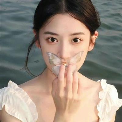 顾盼生香